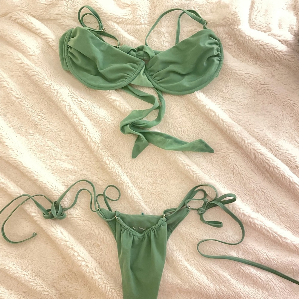 Green caroni set  bikini | shop Gonza.